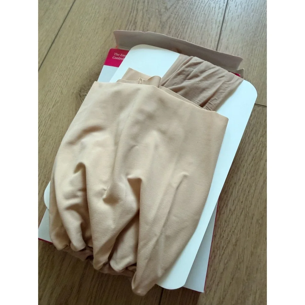 Commando essential sheer